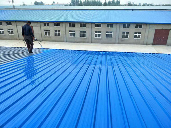 青岛 彩钢瓦喷漆翻新工业厂房、仓库